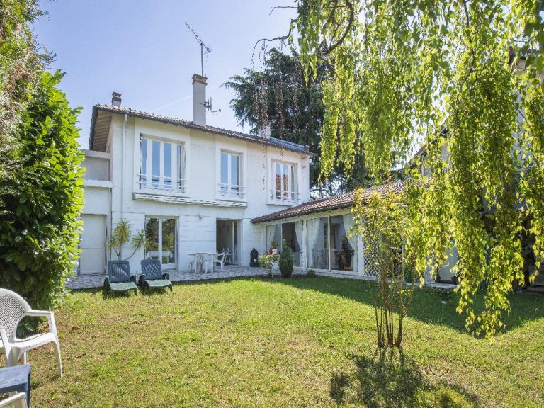Maison/villa 6 pièces secteur Coteaux – 131 M2 – JOC295