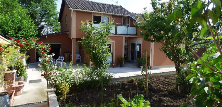 Maison/villa 6 pièces secteur Plateau d avron – 226 M2 – FON8151