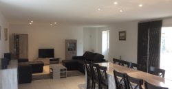 Maison/villa 9 pièces – 211 M2 – NAT4823