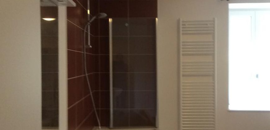 Maison/villa 9 pièces – 211 M2 – NAT4823