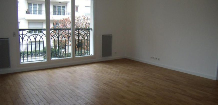 Appartement 3 pièces secteur RER – Leclerc – 77 M2 – NOG7526