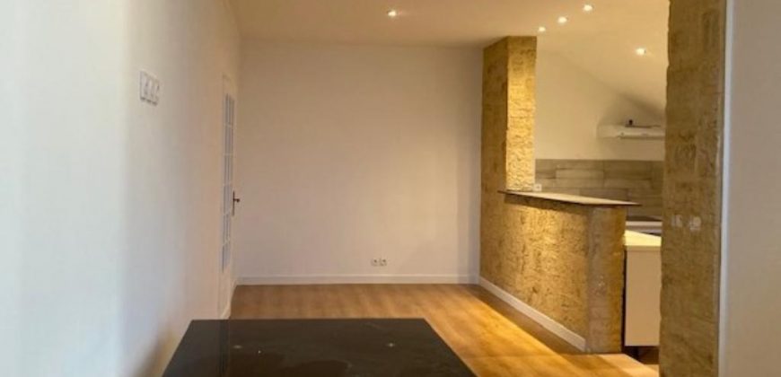 Appartement 3 pièces secteur Château – 65 M2 – VAR4686