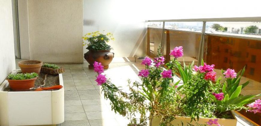 Appartement 4 pièces secteur Dugommier – 87 M2 – REU2422