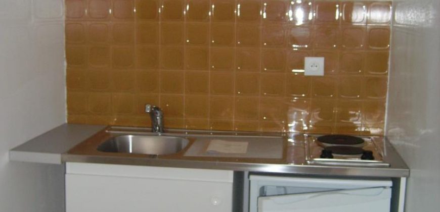 Appartement 1 pièce secteur Porte de Montreuil – 23 M2 – NAT4839